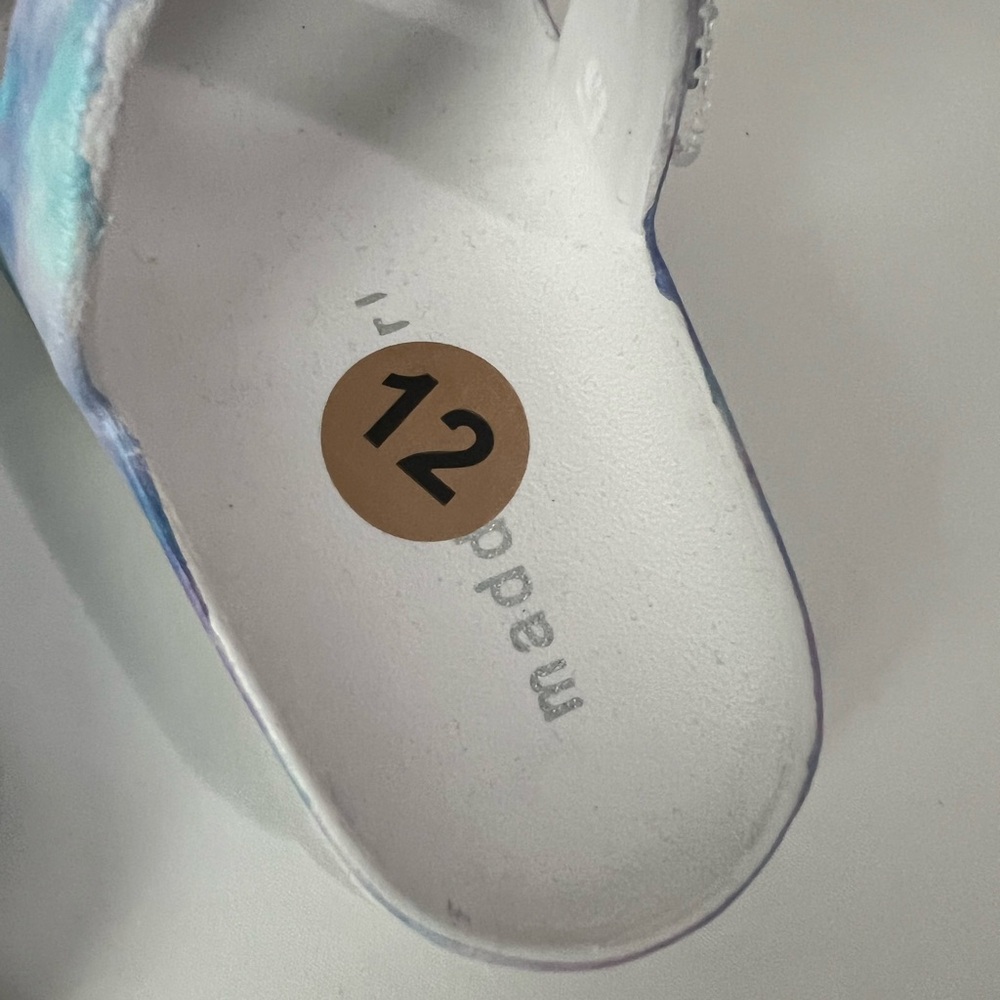 Madden Girl Blue and Purple Casual Sandals with Watercolor Strap, Brand New - Picture 8 of 10